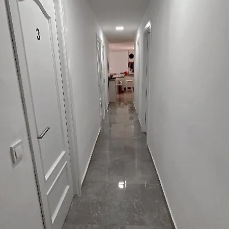 Precioso En El Centro De *