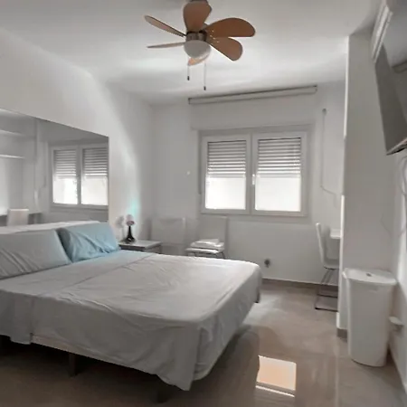 Precioso En El Centro De 토레몰리노스