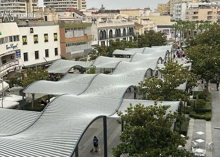 Precioso En El Centro De * 토레몰리노스