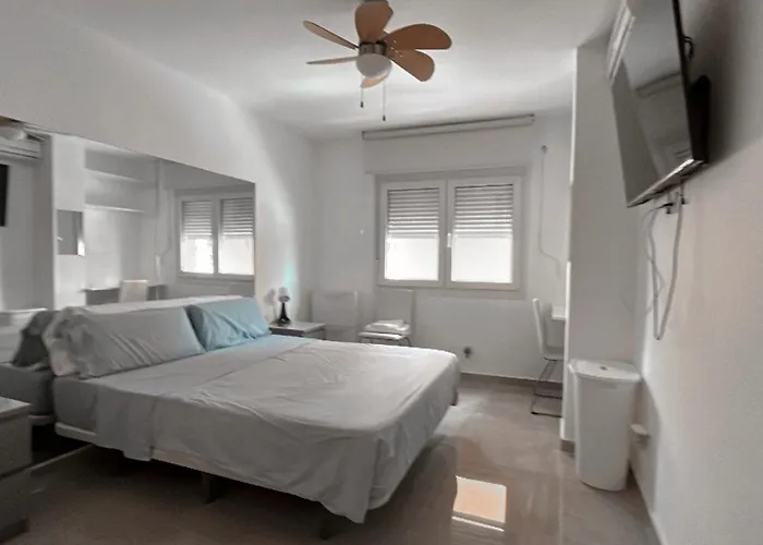 Precioso En El Centro De 토레몰리노스